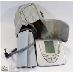 BLOOD PRESSURE MONITOR, WORKS
