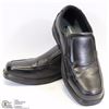 Image 1 : FLAT OF NEW GEORGE MENS SIZE 8 SLIP ON SHOES