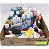 Image 1 : BOX OF ASSORTED PAINTS AND PAINT BRUSHES