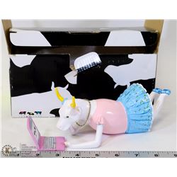 COW PARADE FIGURINE "ASUS MUALLA