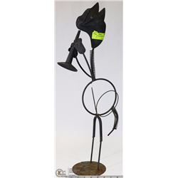 METAL CAT GARDEN DECORATION - 26 INCHES