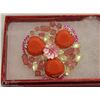 Image 1 : VINTAGE CORAL COLOURED BROOCH