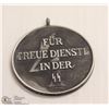 Image 1 : GERMAN WW II MEDAL FOR 4 YEARS SERVING IN THE SS