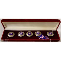 140) VINTAGE JEWELRY BOX WITH VINTAGE 5 PIECE