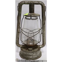 VINTAGE DIETZ 14 INCH COAL OIL LAMP