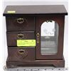 Image 1 : 196) WOOD JEWELRY BOX