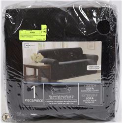 204) MAINSTAYS NEWMAN STRETCH 1 PIECE LOVESEAT