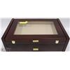 Image 1 : 197) LARGE JEWELRY DISPLAY BOX SIZE 6X13X20 INCH