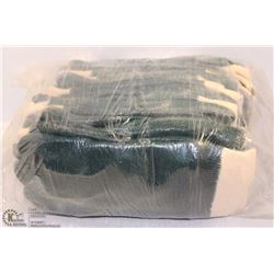 BUNDLE OF 12 PAIRS OF PVC DIPPED GLOVES ONE SIZE