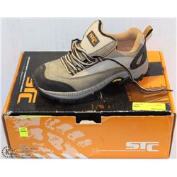 STC SIZE 5 STEEL TOE SHOES