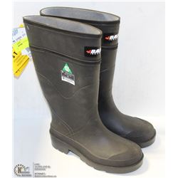 BAFFIN SIZE 4 STEEL TOE RUBBER BOOTS