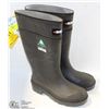 Image 1 : BAFFIN SIZE 4 STEEL TOE RUBBER BOOTS
