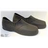 Image 1 : RUBBER SHOE COVERS SIZE LARGE