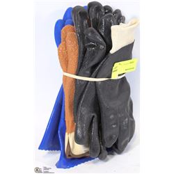 LOT OF 4 ASST PAIRS OF GLOVES