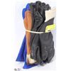 Image 1 : LOT OF 4 ASST PAIRS OF GLOVES
