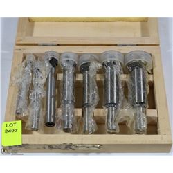 LOT OF 6 ROUTER BITS