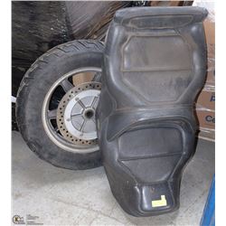 SEAT FOR A 1500 GOLDWIND MOTORCYCLE W/ ONE REAR