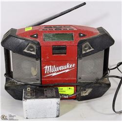 MILWAUKEE SHOP RADIO
