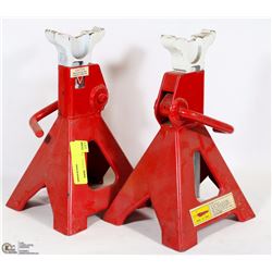 PAIR OF JACK STANDS