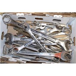 BOX OF ASSORTED CRESCENT WRENCHES