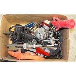 BOX OF ASSORTED GOODS INCL FOREDOM 115 VAC 1.7 AMP