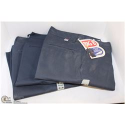 3 PAIRS OF BIG BILL WORKPANTS S:28 L:30