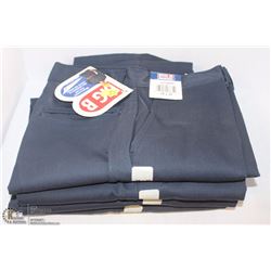 4 PAIRS OF  BIG BILL WORKPANTS S:28 L:32