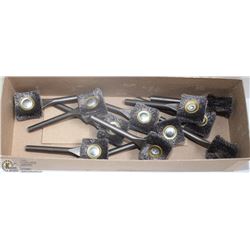 SQUARE WIRE BRUSHES FOR CLEANING
