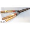 Image 1 : LOT OF 2 HEDGE CUTTERS