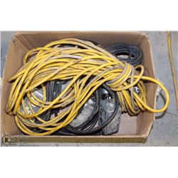 BOX WITH 5 EXTENSION CORDS
