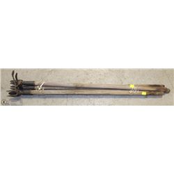 LOT OF 4 DANDELION PULLERS