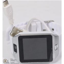 WHITE/CHROME SMART WATCH