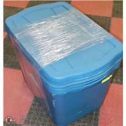 BUNDLE OF 4 BLUE RUBBERMAID STORAGE