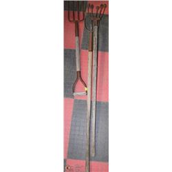 3 VINTAGE PITCH FORKS