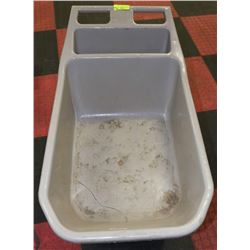 EASY ROLLER PLASTIC YARD CART