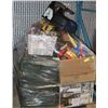 Image 1 : PALLET OF KIDS TOYS AND HOUSEHOLD MISC.