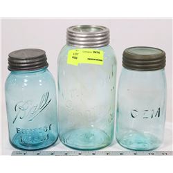 VINTAGE BLUE GLASS COLLECTIBLE JAR X3