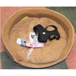 SMALL ROUND PET BED WITH LED  COLLARS & HARNESS