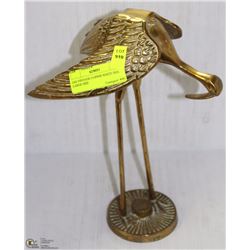 236) VINTAGE COPPER WHITE IBIS. LARGE SIZE