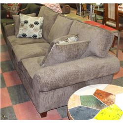 NEW FABRIC SOFA WITH ACCENT CUSHIONS ON CHOICE