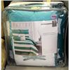 Image 1 : 7-PIECE BED IN A BAG SET (QUEEN SIZE)