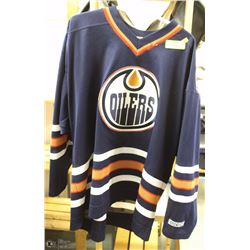 OILERS CCM XL SHIRT