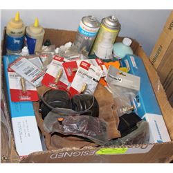 BOX OF ASSORTED WELDING ITEMS INCL LEATHERS,