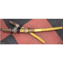 LOT OF TWO WOOD SHEALTH SAMURAI SWORDS
