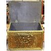 Image 1 : GOLDEN PRESSED TIN CHEST