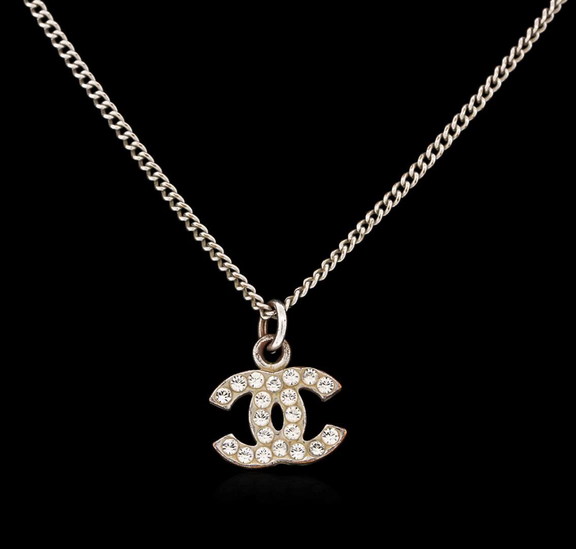 Silver chanel logo necklace Clearance