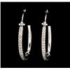 Image 1 : 10KT White Gold 0.25ctw Diamond Hoop Earrings