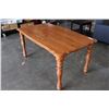 Image 2 : MAPLE DINING TABLE