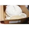 Image 2 : LOT OF WHITE CERAMIC SERVING BAKEWARE