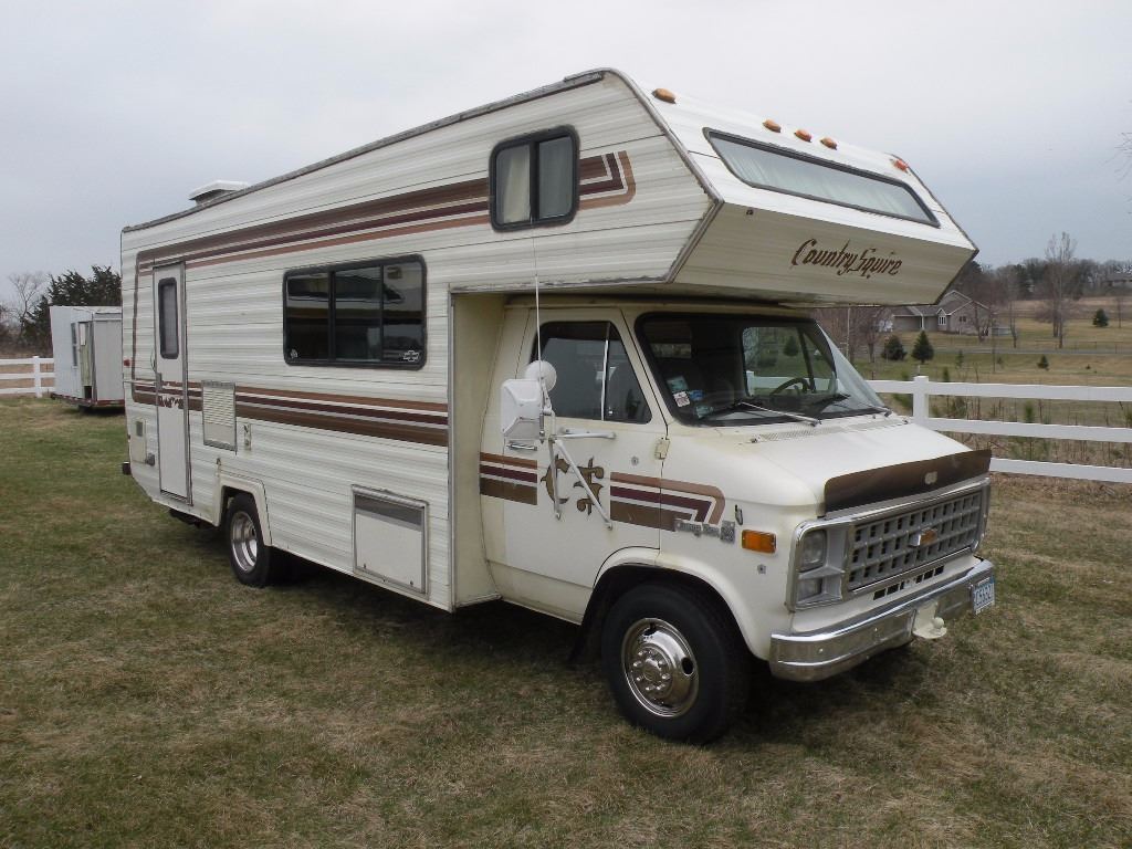 1982 Chev Country Squire Motorhome SN#-2GBJG31M1B4150891